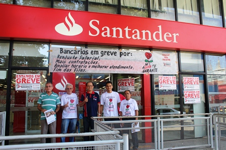 SEEBF-PI distribui carta aberta à população e intensifica paralisação